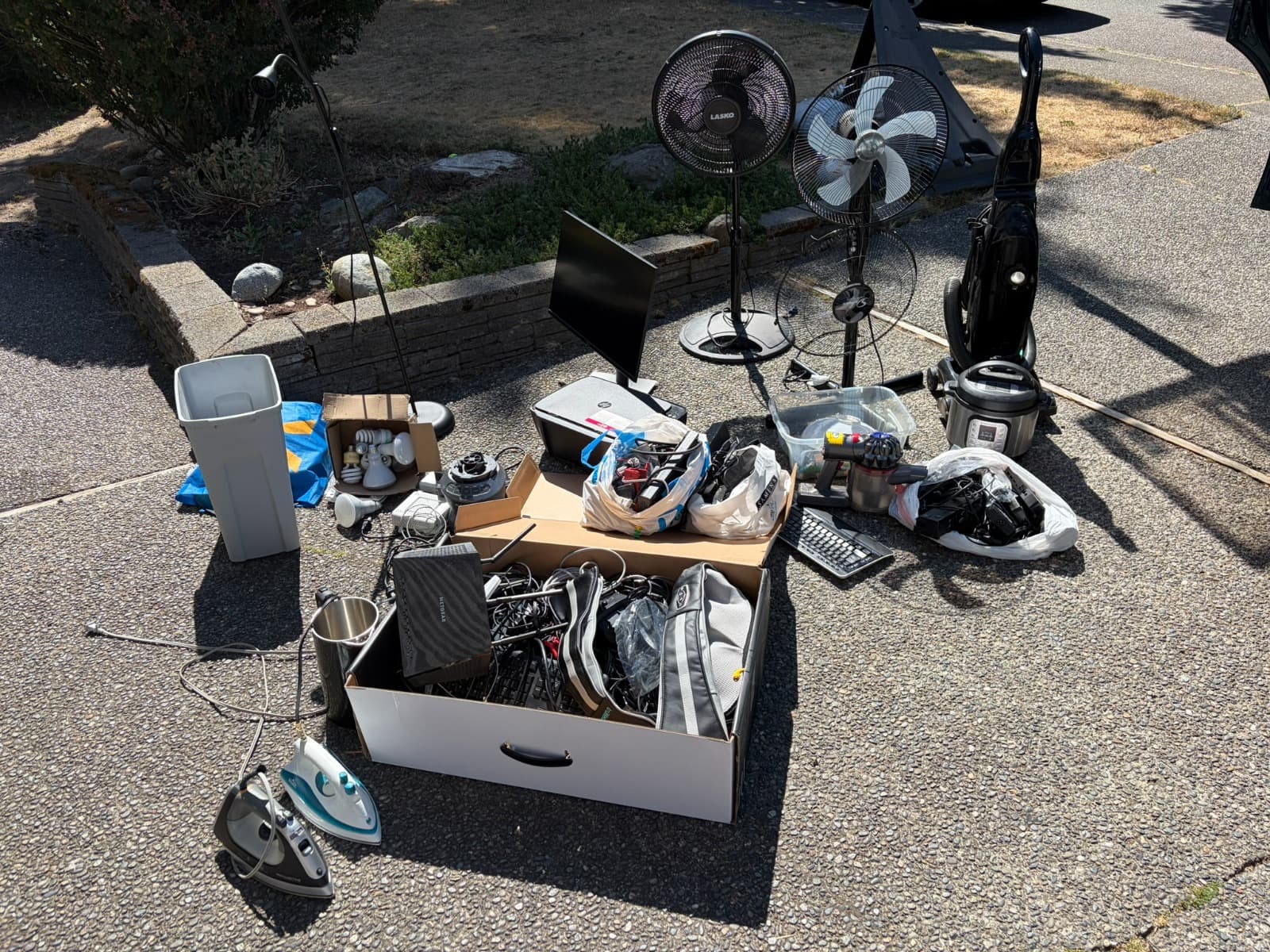 Fans, a vacuum, cables, and other household electronics